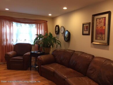 22 Candon Ct, Staten Island, NY 10309 - photo 7