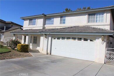 18152 Clear Haven Ln, Victorville, CA 92395 - photo 3
