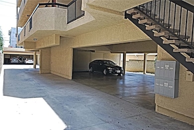 1046 Irving Ave unit 204, Glendale, CA 91201 - photo 6