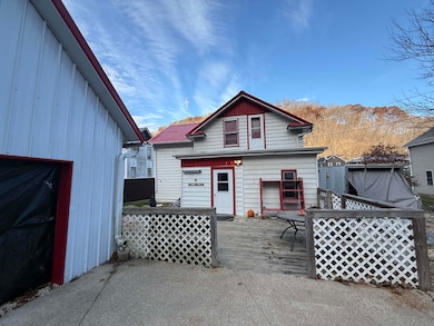 521 Main St, Mc Gregor, IA 52157 - photo 4