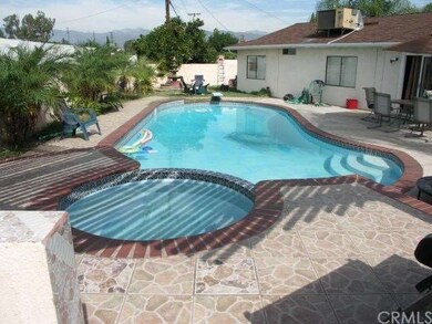 Pool & Spa