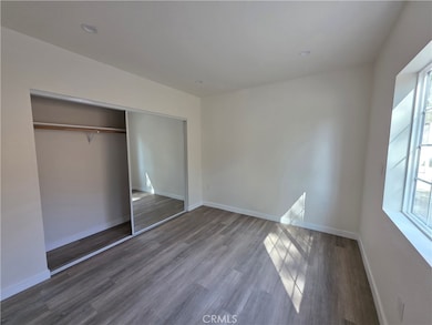 11572 1/2 Amboy Ave, San Fernando, CA 91340 - photo 4