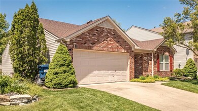 10224 Lothbury Cir, Fishers, IN 46037 - photo 2