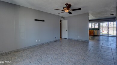 4- Famiy Room