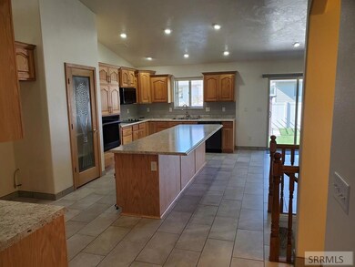 3907 Clearfield Ln, Idaho Falls, ID 83406 - photo 5