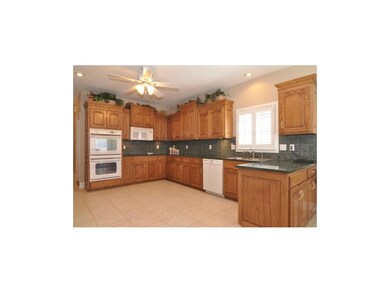 13319 W 56th Terrace, Shawnee, KS 66216 - photo 7