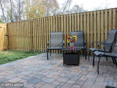 10617 Delfield Ct, Laurel, MD 20723 - photo 4