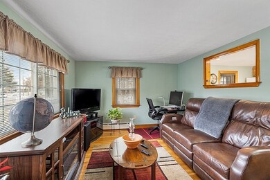 373 Shawsheen St, Tewksbury, MA 01876 - photo 4