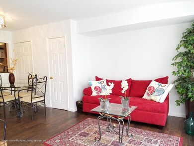 30 Francine Ct unit B, Staten Island, NY 10306 - photo 2
