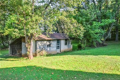 424 Dix Creek No 1 Rd, Leicester, NC 28748 - photo 7