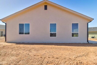 006. Exterior View 6
