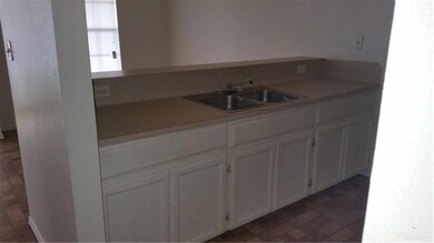 2813 Cassie, Edinburg, TX 78541 - photo 7