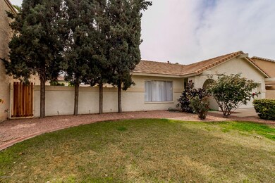 1607 E Westwind Wy AZ-3