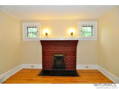 Fireplace (non functional)