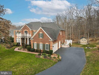 9213 Marovelli Forest Dr, Lorton, VA 22079 - photo 3