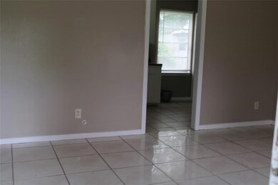 2106 Linder St, Houston, TX 77026 - photo 4