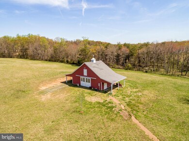 32641 Deep Meadow Ln, Locust Grove, VA 22508 - photo 4