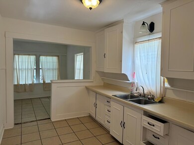 1003 N Dixon St, Gainesville, TX 76240 - photo 4