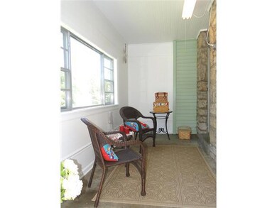 124 S Brinker Ave, Columbus, OH 43204 - photo 2