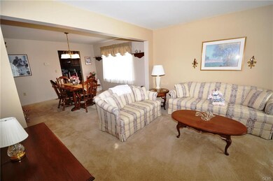 6955 Hearth Ln, Macungie, PA 18062 - photo 6