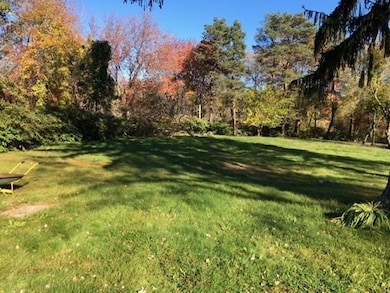 30 Howard St, Milford, MA 01757 - photo 3