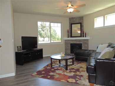 unlisted-address, Bend, OR 97701 - photo 3