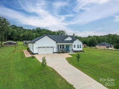 1484 Null Rd, Lincolnton, NC 28092 - photo 5