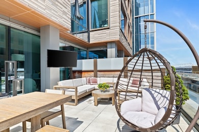 EchelonSeaport Towers 1 & 2 unit 538, Boston, MA 02210 - photo 7