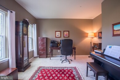 5844 Claremont Dr, Elk Ridge, MD 21075 - photo 3