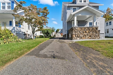 11 Whittemore Place, Port Chester, NY 10573 - photo 5