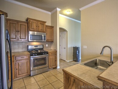 3212 E Gillette St, Broken Arrow, OK 74014 - photo 6