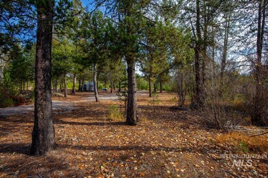 TBD Warner Dr Lot 14 Block 2, Cascade, ID 83611 - photo 2