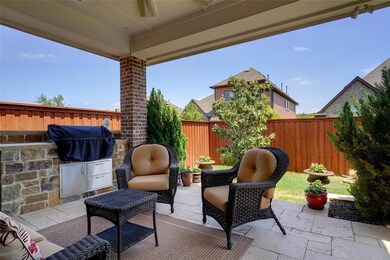 519 Hidden Meadow Dr, Keller, TX 76248 - photo 2