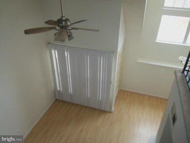 921 Westhaven Dr unit 303, Bowie, MD 20721 - photo 6