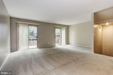 7375 Eden Brook Dr, Columbia, MD 21046 - photo 4