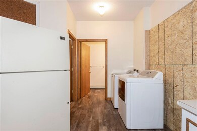 2039 Crescent Rd, Sanford, MI 48657 - photo 7