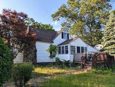 19 Morris Ave, Turners Falls, MA 01376 - photo 3