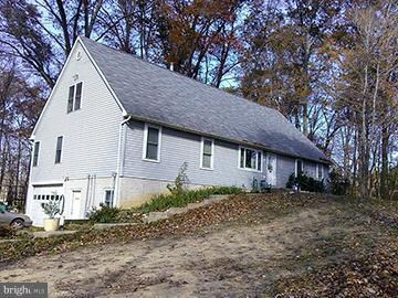 6117 Bnai Dr, Sykesville, MD 21784 - photo 4