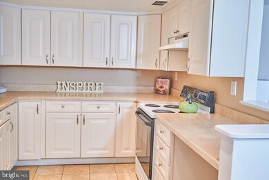 19 Farragut Ct, Willingboro, NJ 08046 - photo 7