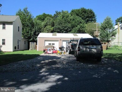 131 E Main St, Brownstown, PA 17508 - photo 6