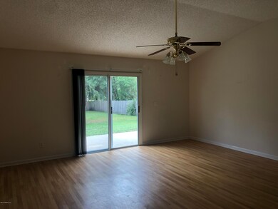 5359 Beatle Ct, Jacksonville, FL 32244 - photo 5