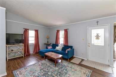 330 N 19th Ave, Beech Grove, IN 46107 - photo 6