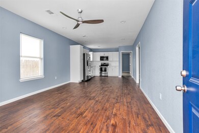 3920 Falls St, Houston, TX 77026 - photo 6