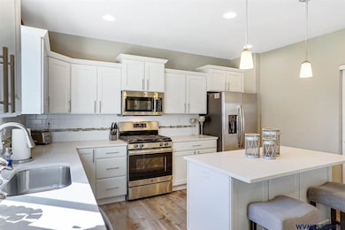 2803 NW Weather Stone St, Albany, OR 97321 - photo 7