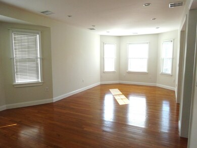 19 Mellen St unit 2, Dorchester Center, MA 02124 - photo 4