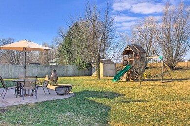 12915 Barley Knob Rd, Grabill, IN 46741 - photo 5