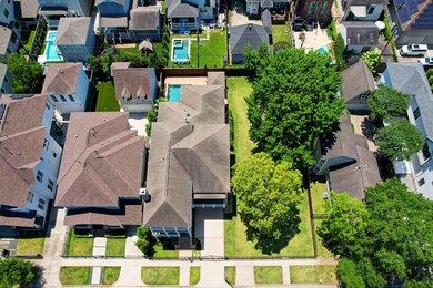 718 E 7th 1/2 St, Houston, TX 77007 - photo 4