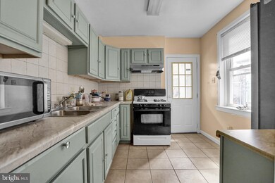 1249 N 11th St, Reading, PA 19604 - photo 7