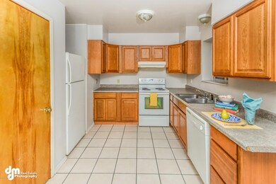 Kitchen-1122-FULL