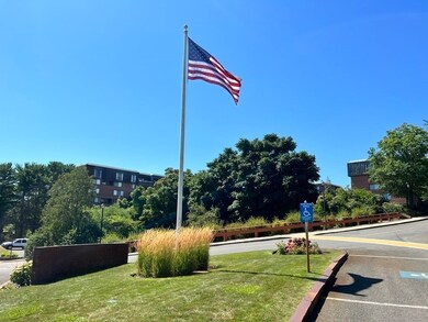 406 Paradise Rd unit 3E, Swampscott, MA 01907 - photo 4